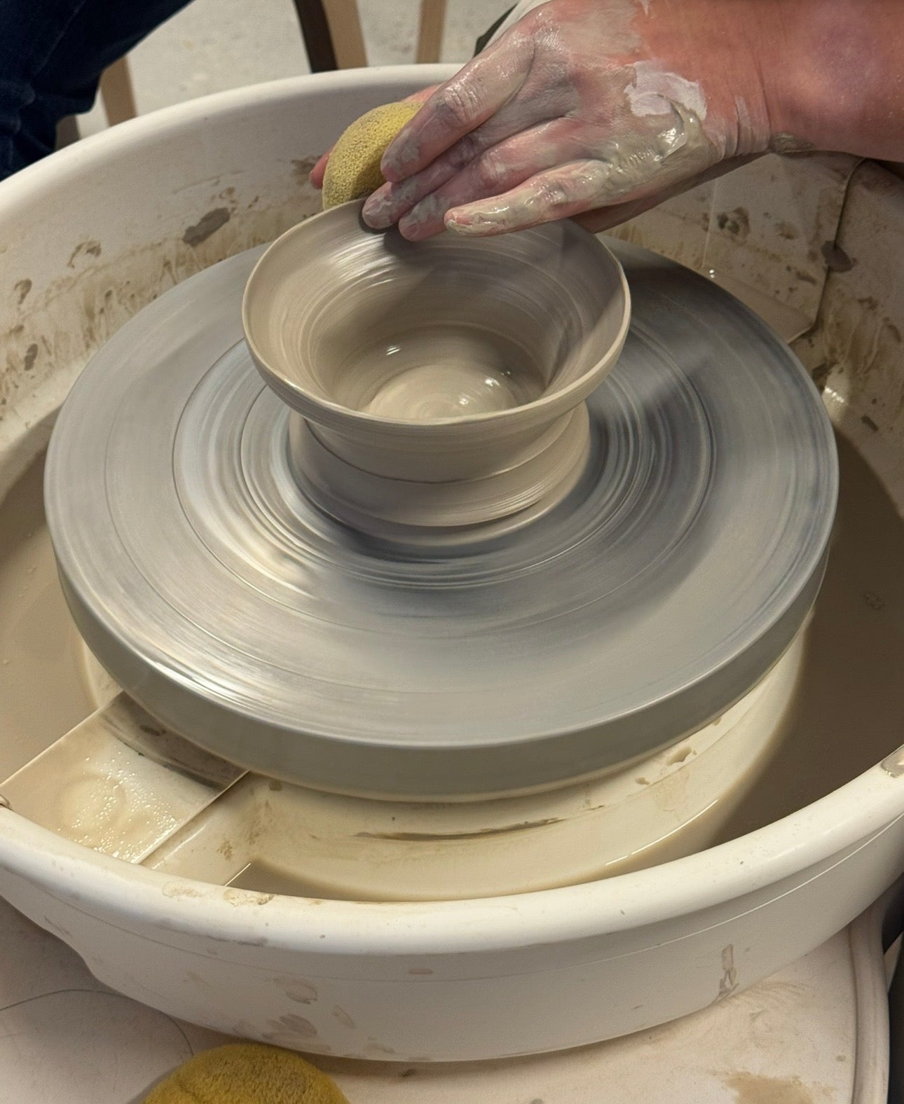 August 5 Weeks Wheel Throwing Beginner Course